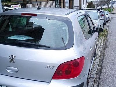 Usado 2001 Peugeot 307 Sedan | € 3.000 (Caro)