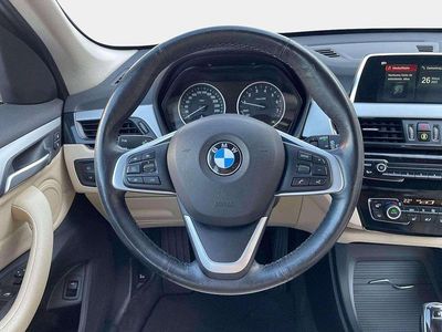 Usado BMW X1 Sport Line 140 HP (102 kW) 2018 Castanho SUV