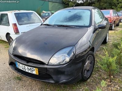 Usado Ford Puma 90 HP (66 kW) 1999 Preto Coupé