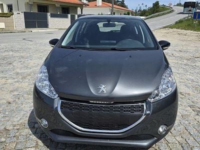 Usado 2013 Peugeot 208 Citadino | € 6.850 (Preço justo)