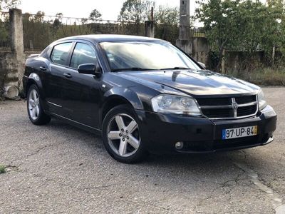 usado Dodge Avenger 201083k km Conforto Elegância e Potência