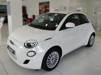 Branco Usado 2023 Fiat 500e Citadino | € 20.900 (Preço justo)