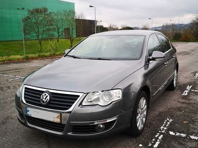 usado VW Passat 2.0 TDI - 170 CV Caixa Automática DSG