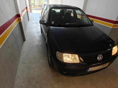 Azul Usado 2001 VW Polo Citadino | € 3.500 (Caro)