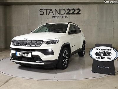 Usado Jeep Compass Limited 130 HP (95 kW) 2022 Branco SUV