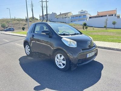 Toyota iQ