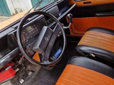 Usado 1987 Renault R4 Sedan | € 3.000