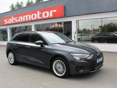 Cinza Usado 2020 Audi A3 Advanced Coupé | € 24.990