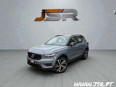 Usado Volvo XC40 150 HP (110 kW) 2020 Cinzento SUV