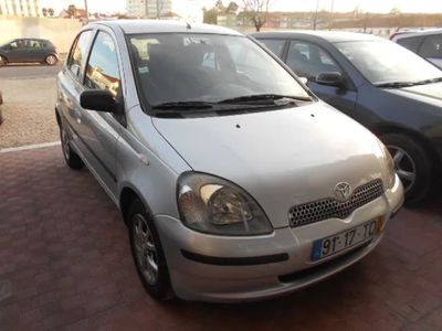 usado Toyota Yaris 1.0 Sol