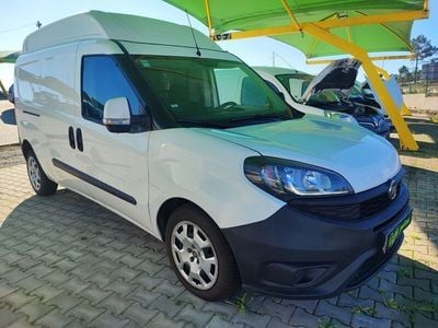 Usado Fiat Doblò 120 HP (88 kW) 2018 Branco Monovolume
