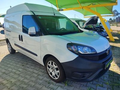 Branco Usado 2018 Fiat Doblò Monovolume | € 13.250 (Caro)
