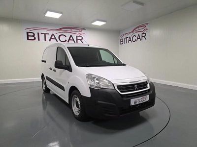Branco Usado 2018 Peugeot Partner Monovolume | € 16.500 (Caro)