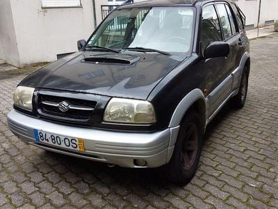 Usado 2000 Suzuki Grand Vitara Sedan | € 5.500