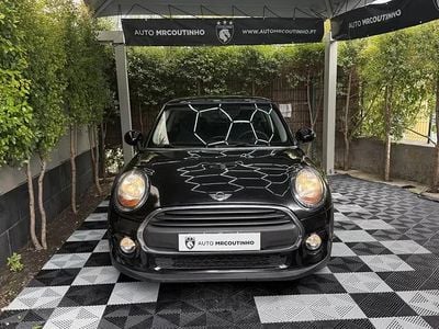 Usado Mini ONE 75 HP (55 kW) 2015 Preto Citadino