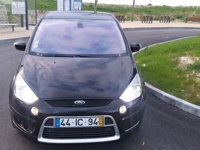 usado Ford S-MAX 2.2 175 cvl mudelo titanio 7 lugares full extras só um dono