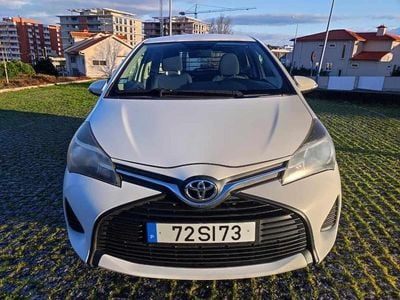Usado Toyota Yaris 90 HP (66 kW) 2017 Branco Citadino