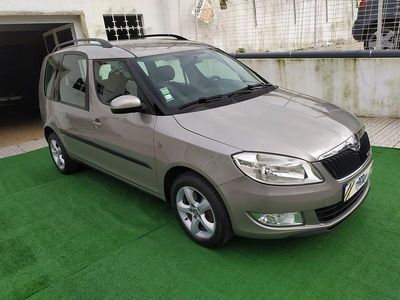 Cinza Usado 2013 Skoda Roomster Ambition Monovolume | € 8.900