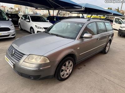 Cinza Usado 2003 VW Passat Sedan | € 3.990 (Preço justo)