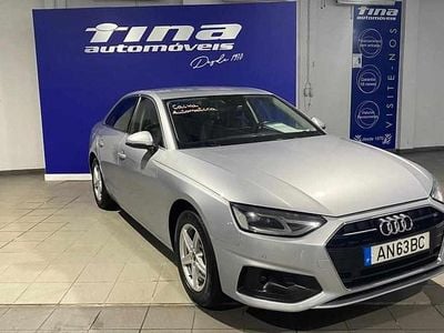 Cinzento Usado 2021 Audi A4 Sedan | € 23.900 (Preço justo)