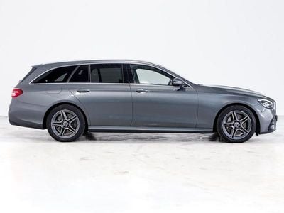 Cinza Usado 2021 Mercedes E300 AMG line Carrinha | € 37.990 (Preço justo)