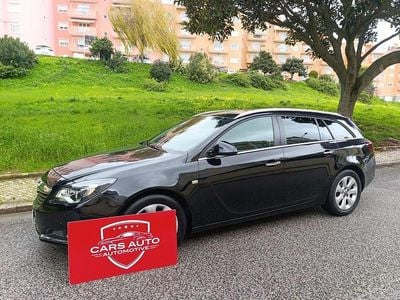 Usado Opel Insignia Cosmo 170 HP (125 kW) 2016 Preto Carrinha