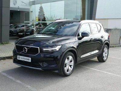 Usado Volvo XC40 Momentum 150 HP (110 kW) 2018 Preto SUV