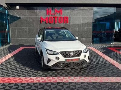 Usado Seat Arona Style 95 HP (69 kW) 2023 Branco SUV