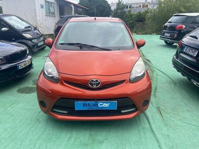 Laranja Usado 2013 Toyota Aygo Edition Citadino | € 7.500