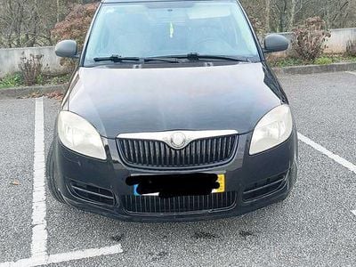 Usado 2008 Skoda Fabia Citadino | € 2.000 (Preço justo)