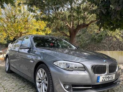 Usado BMW 530 272 HP (200 kW) 2011 Cinzento Sedan