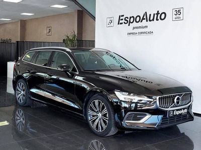 Preto Usado 2021 Volvo V60 Carrinha | € 30.900 (Preço justo)