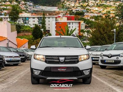 Usado Dacia Sandero 90 HP (66 kW) 2014 Branco