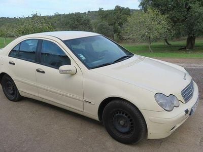 Mercedes C200