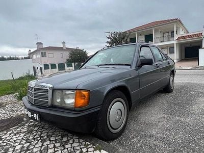 Usado 1985 Mercedes 190 Sedan | € 4.500