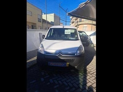 Branco Usado 2018 Citroën Berlingo Monovolume | € 13.900 (Preço elevado)