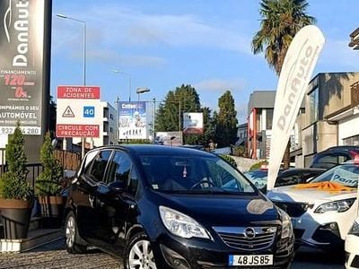 Usado Opel Meriva 95 HP (69 kW) 2010 Preto Monovolume