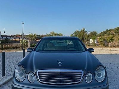 Mercedes E220