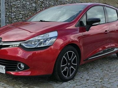 Usado 2013 Renault Clio IV Dynamique Sedan | € 7.500 (Preço justo)