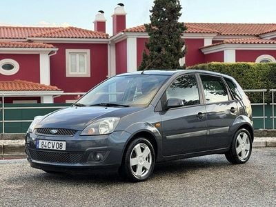 Usado 2007 Ford Fiesta Sedan | € 3.990 (Preço elevado)
