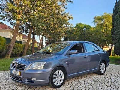 Usado 2004 Toyota Avensis | € 1.650