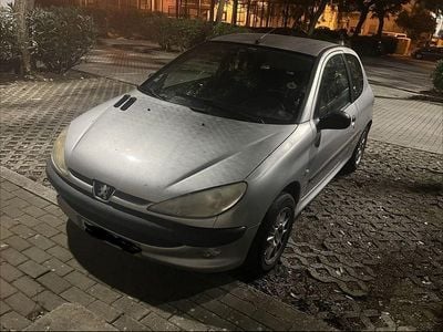 Usado Peugeot 206 2000