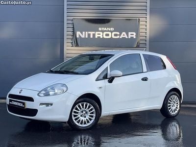 Usado Fiat Grande Punto 75 HP (55 kW) 2016 Branco Citadino