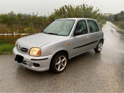 Usado Nissan Micra 75 HP (55 kW) 2001 Sedan