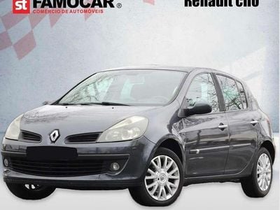 Usado Renault Clio II 75 HP (55 kW) 2008 Preto