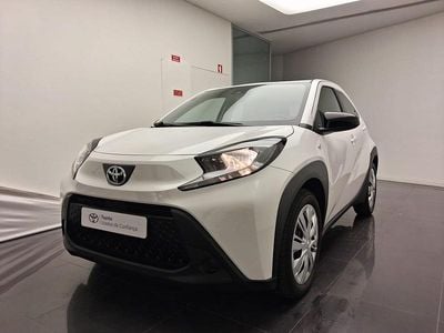 Usado Toyota Aygo X X-play 72 HP (52 kW) 2024 Branco (sólida) SUV