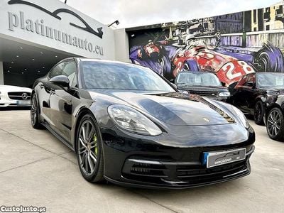Porsche Panamera 4