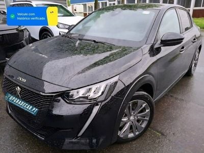 Peugeot e-208