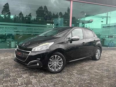 Usado Peugeot 208 82 HP (60 kW) 2018 Preto Citadino