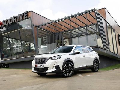 Branco Usado 2020 Peugeot e-2008 Allure SUV | € 19.900 (Preço elevado)